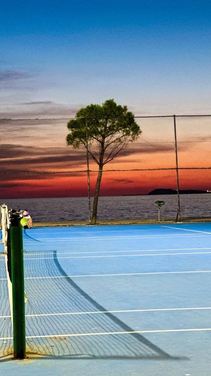 Oa'S Beach Apartment Vlore Luaran gambar