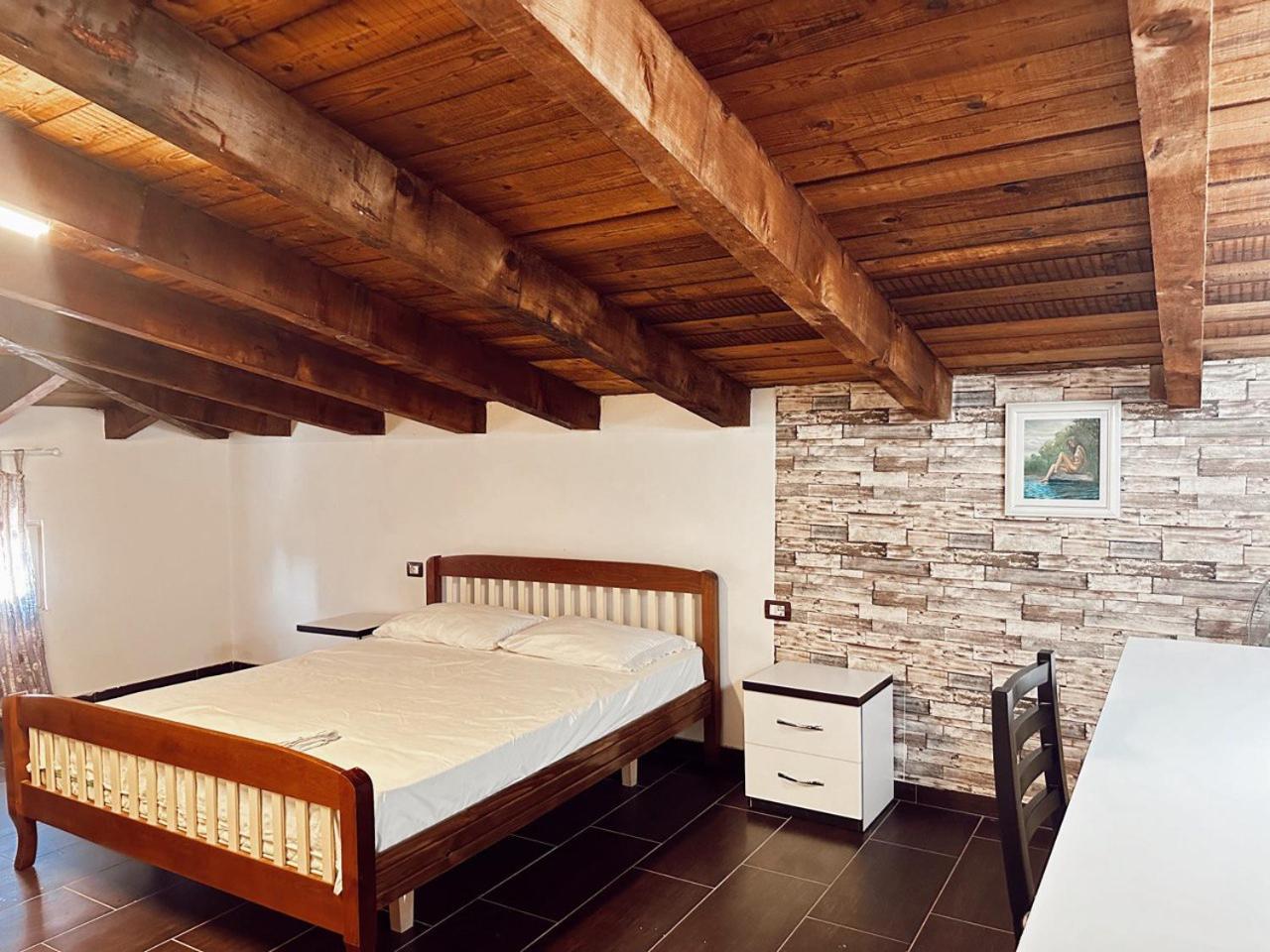 Oa'S Beach Apartment Vlore Luaran gambar